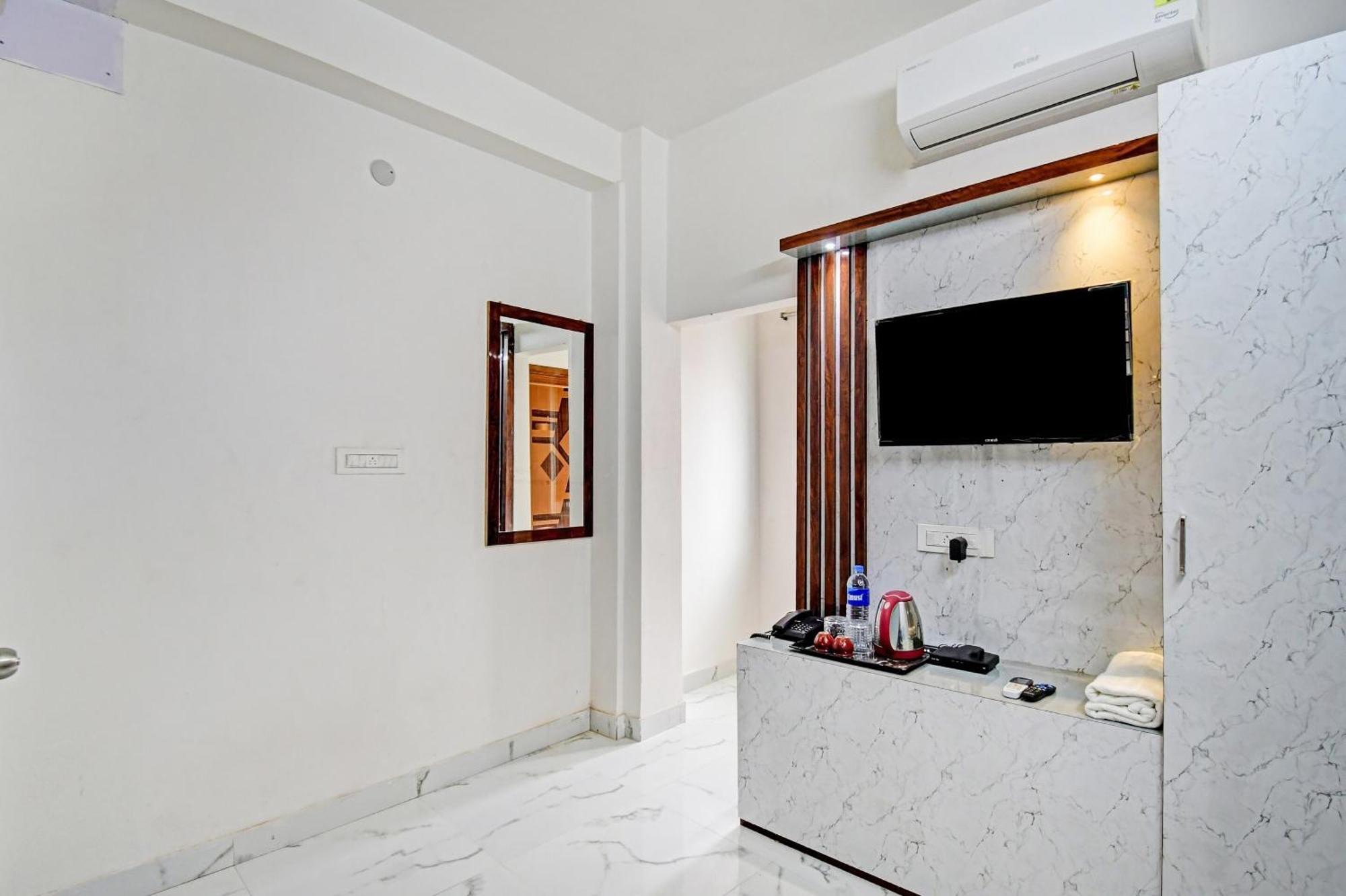 Hotel O Diamond Regency Near Birla Mandir Calcutta Eksteriør billede